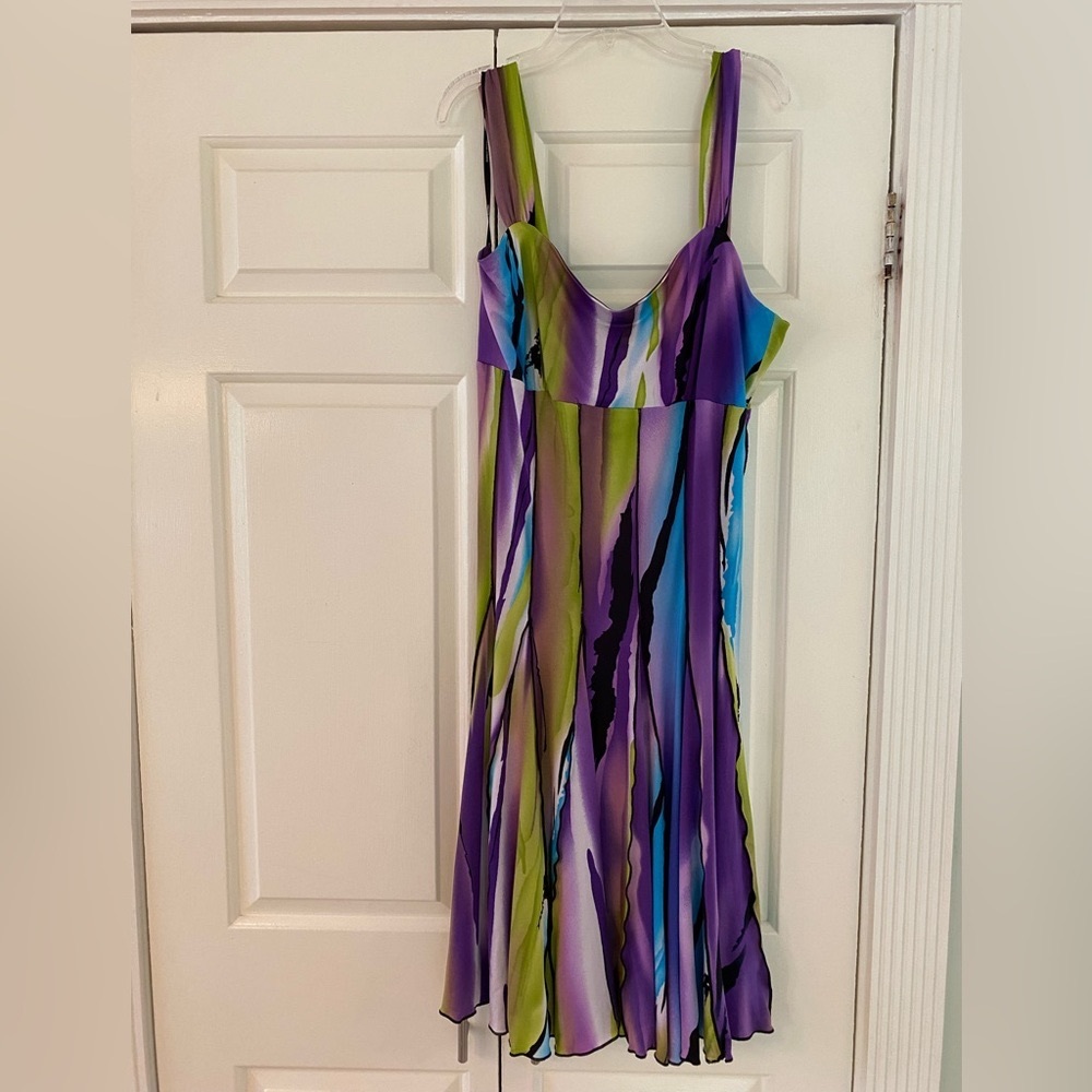 Frank Lyman Design sleeveless size 12 dress.  Comfortable, flattering, no flaws.